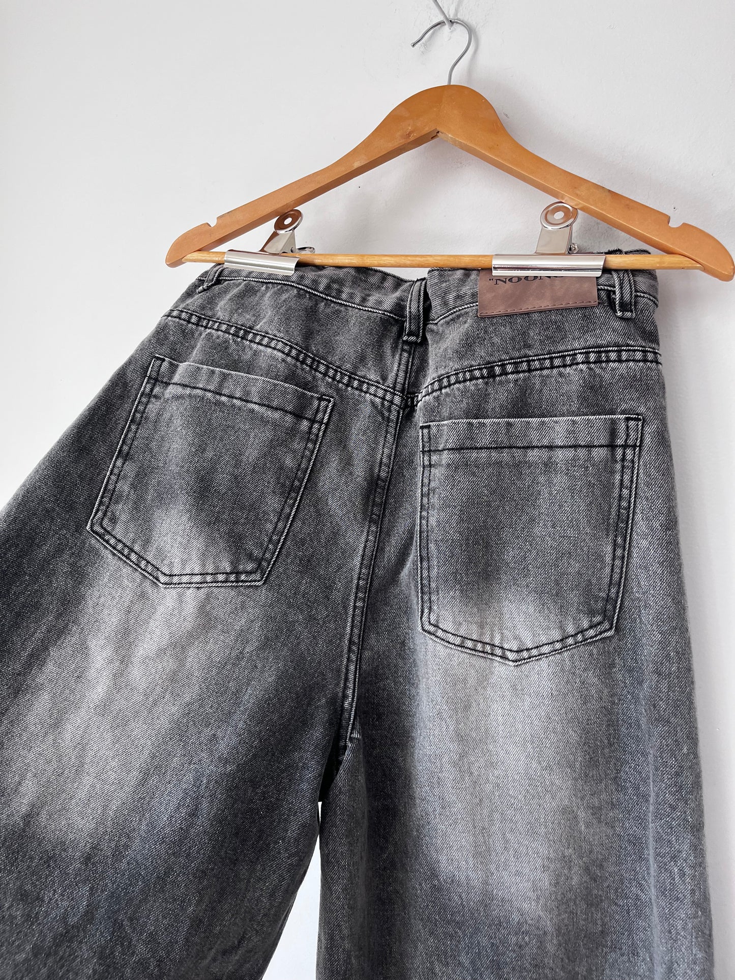 NOONOZ Washed Grey Curved Barrel Jeans (10)