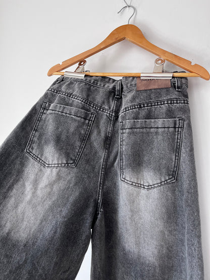 NOONOZ Washed Grey Curved Barrel Jeans (10)