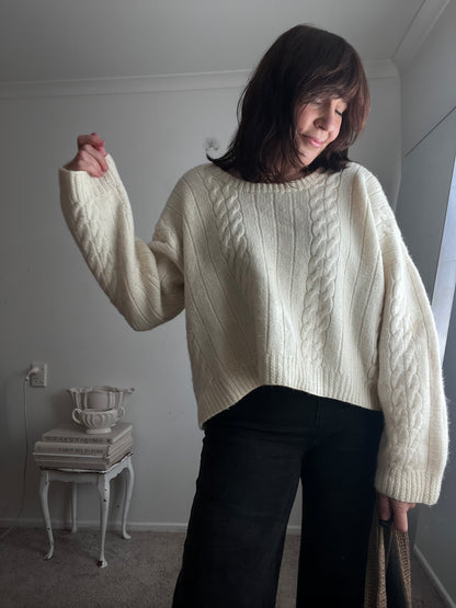 HANDKNIT Cream Wool Cable Knit Jumper (12-18)