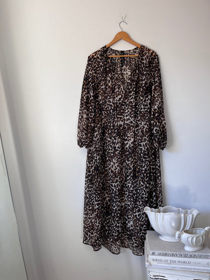 MOOCHI Leopard Print Maxi Dress RRP approx $299 (12)