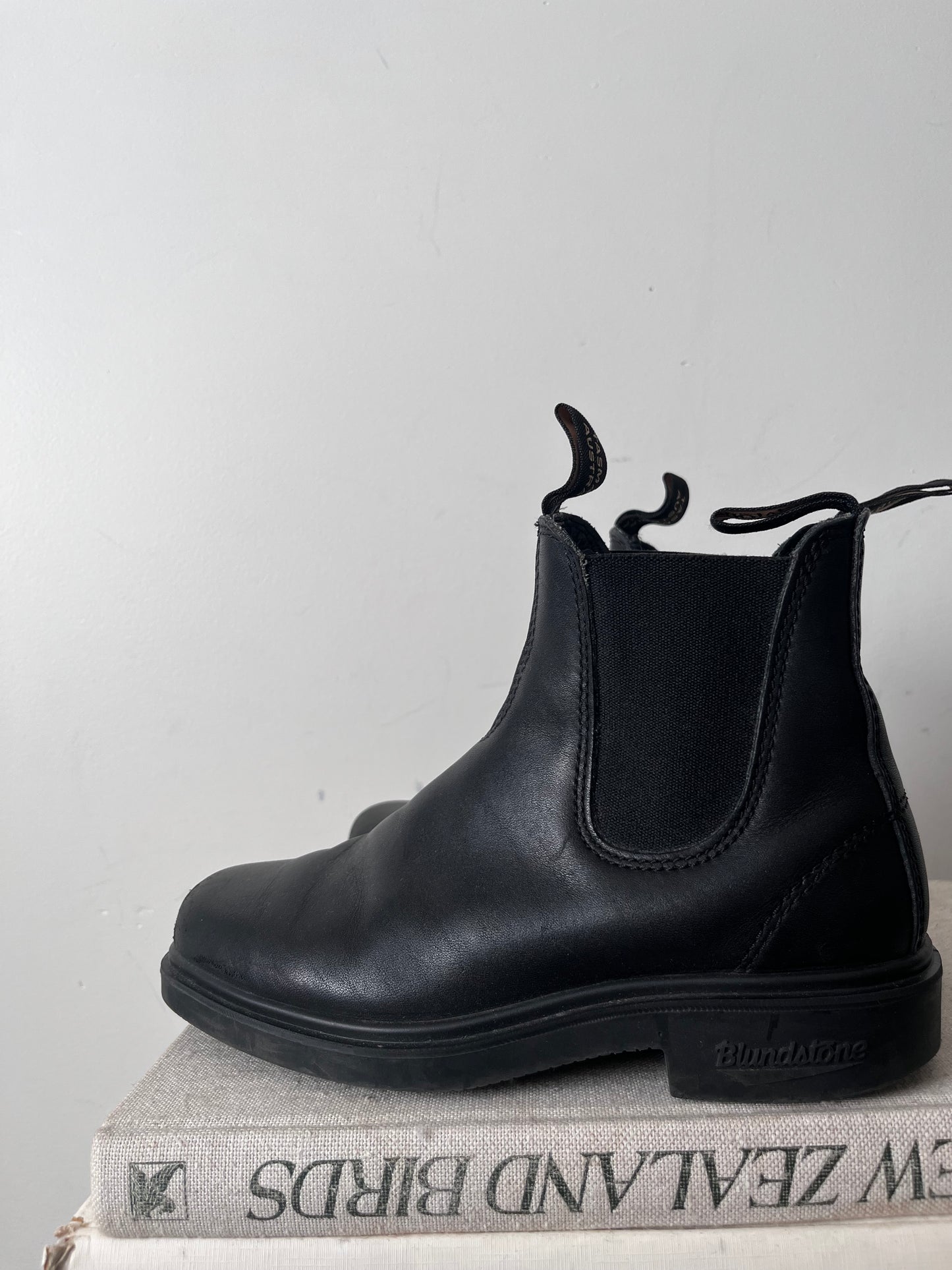 BLUNDSTONE Boots RRP$289 (35.5/36)