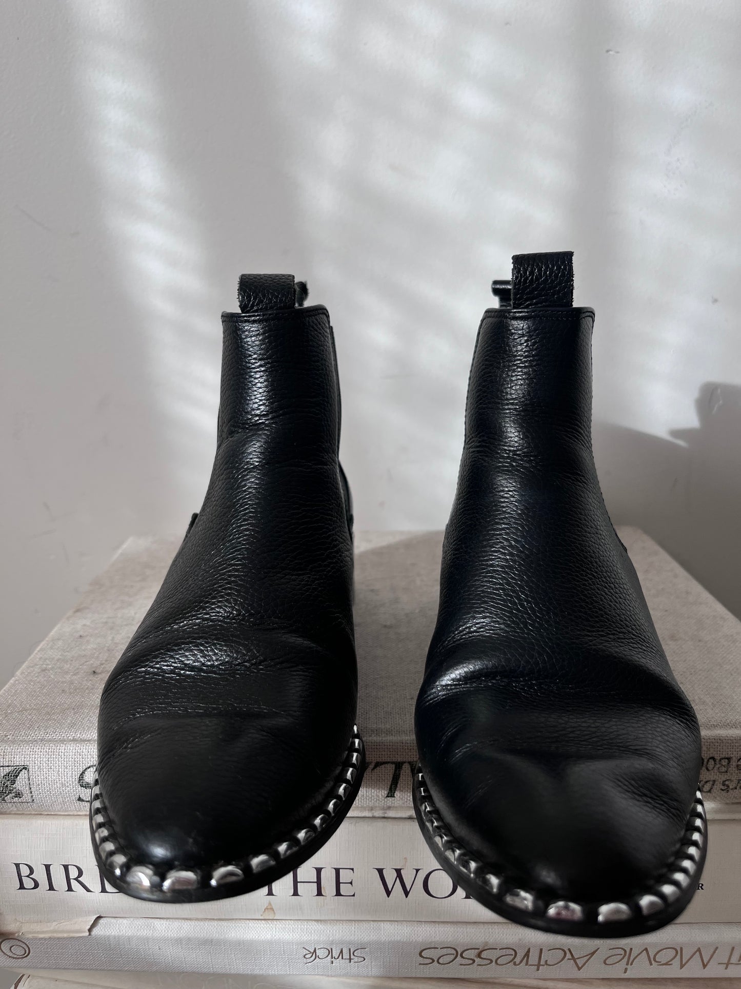 MOOCHI Boots RRP$440 (36)