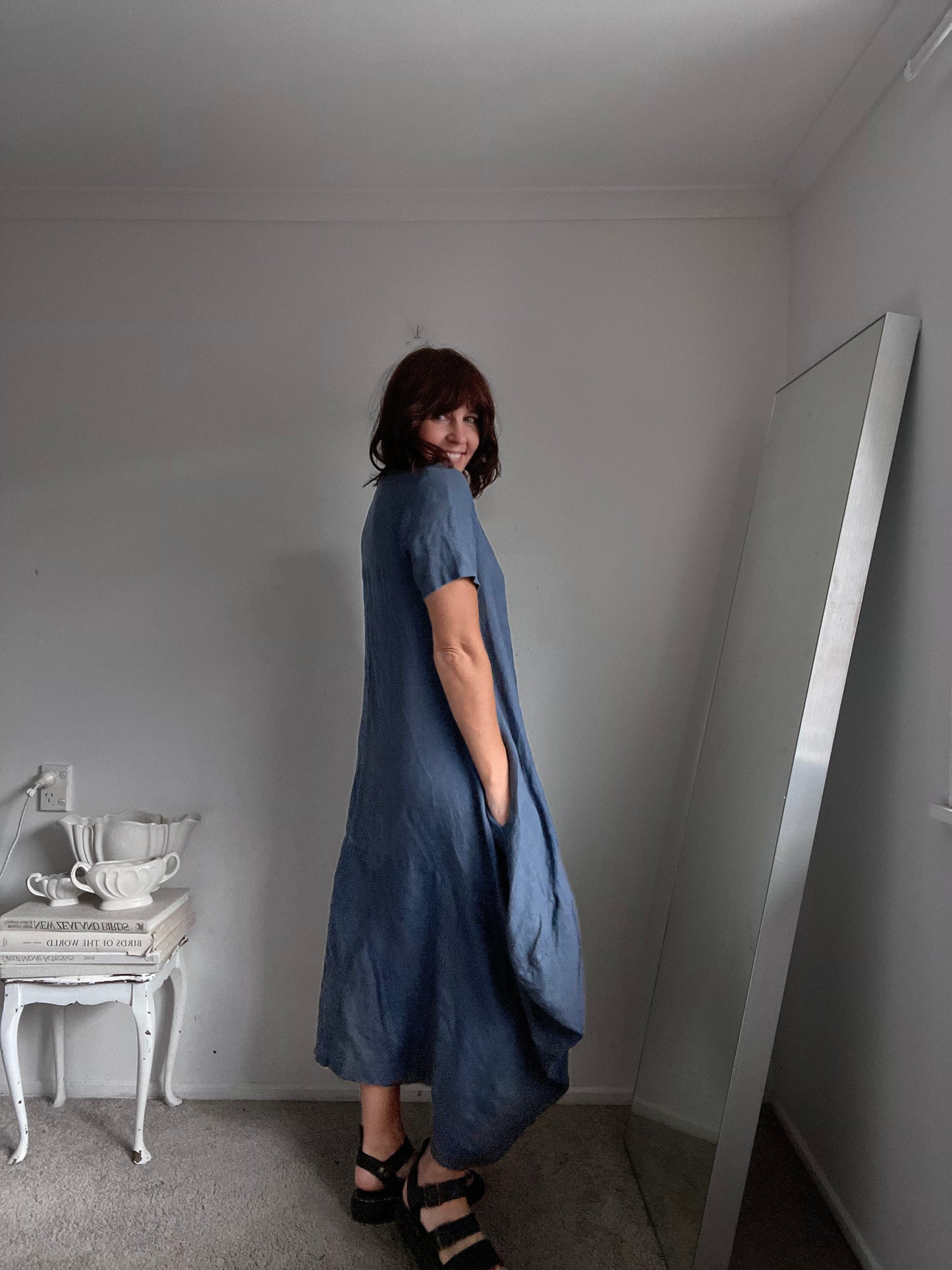 LINEN Dress RRP$180 (12-14)