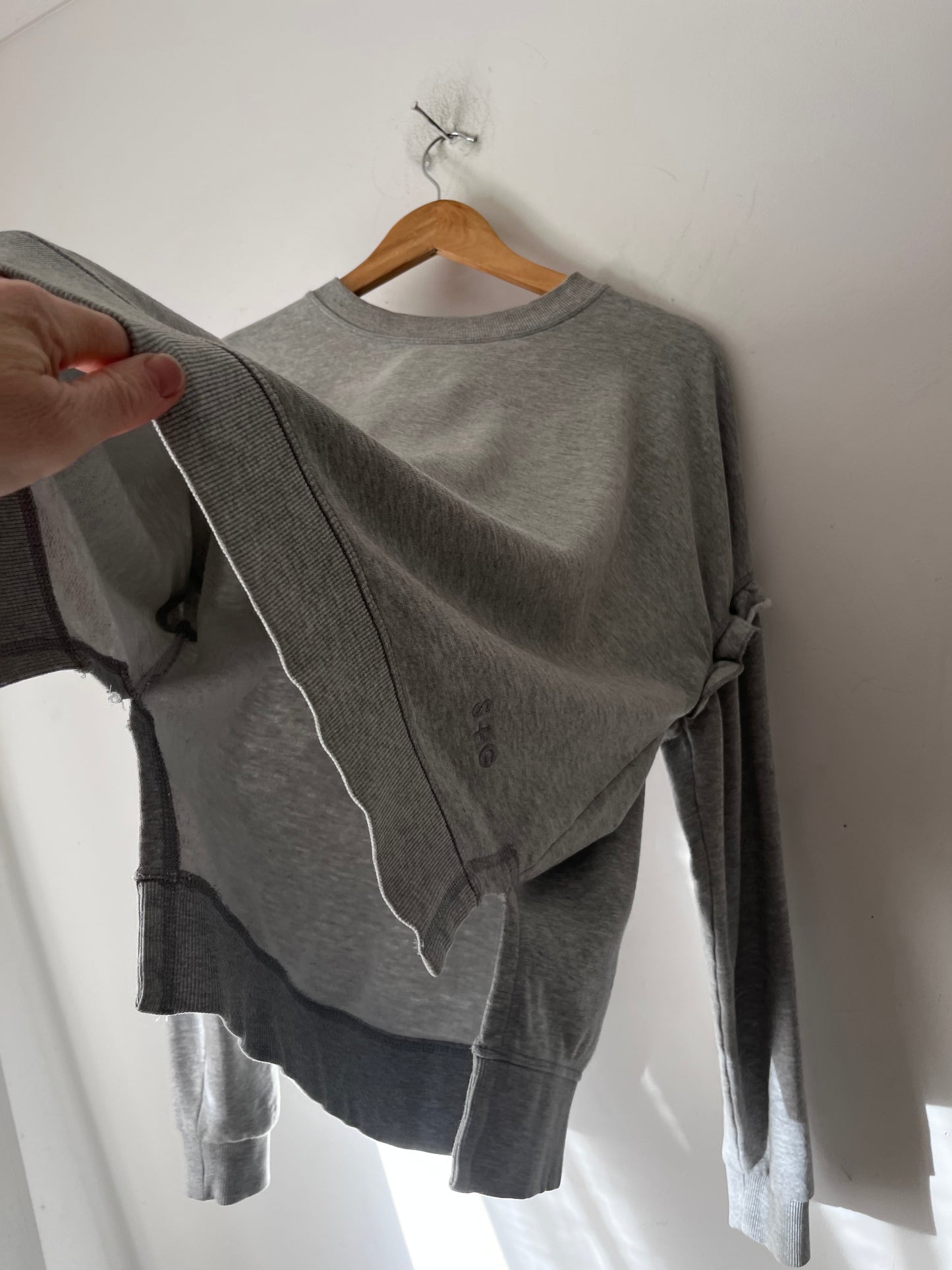 STELLA & GEMMA Jumper RRP$100 (10-12)