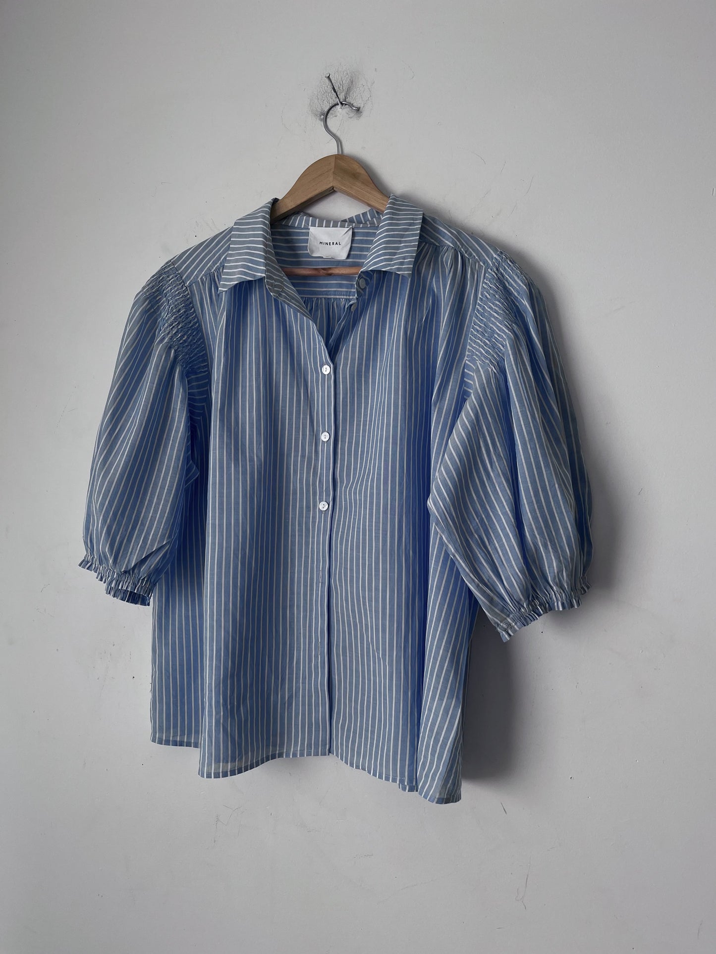 MINERAL button-up blouse RR$90 (16-20)