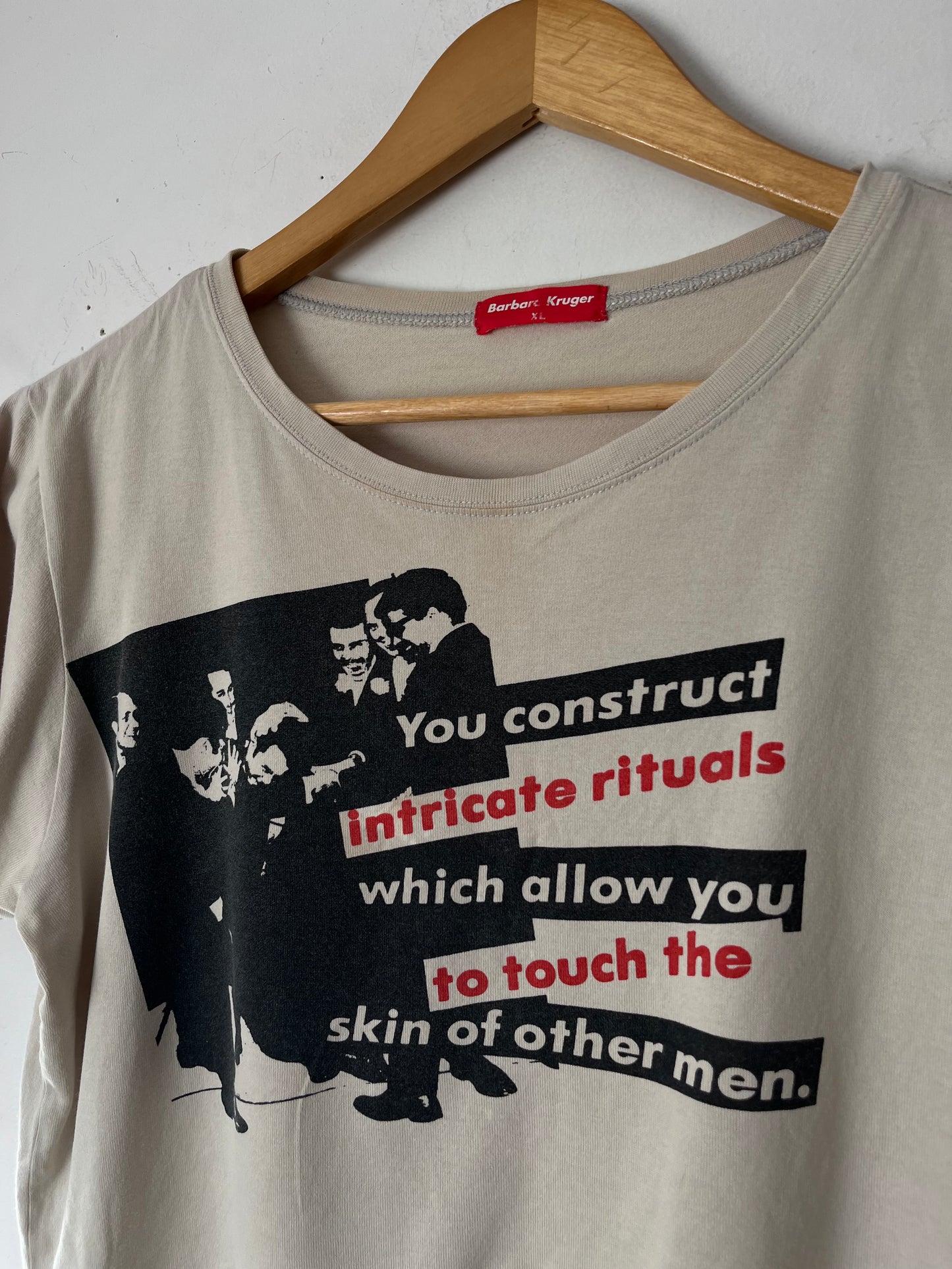 BARBARA KRUGER 2004 Uniqlo t-shirt (10-12)