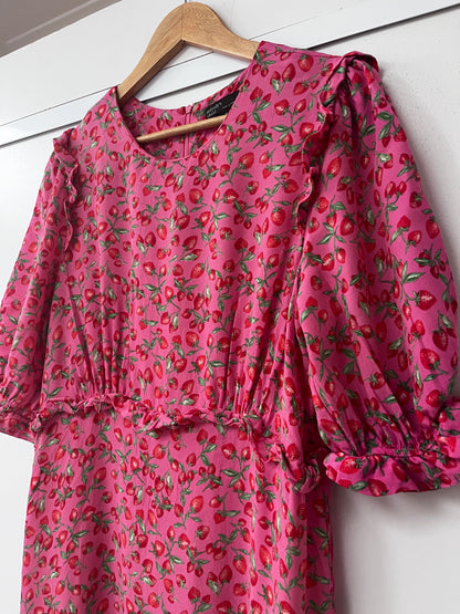NOBODY’S CHILD Strawberry Dress RRPNZ$190 (12-14)