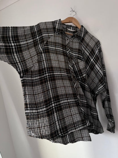MAX Check Oversized Shirt RRP$120 (12-16)