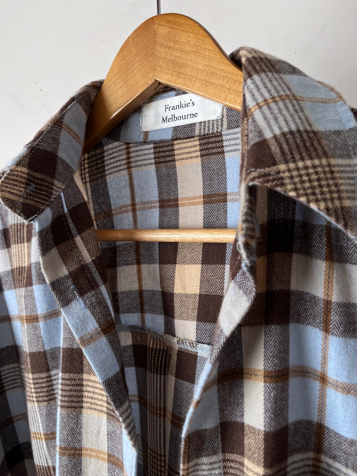 FRANKIE'S MELBOURNE Cotton Shirt RRP$120.* (12-16)