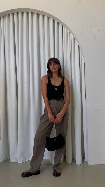 VIKTORIA & WOODS Abbott Pants RRP approx. $350 (Size 8-10)