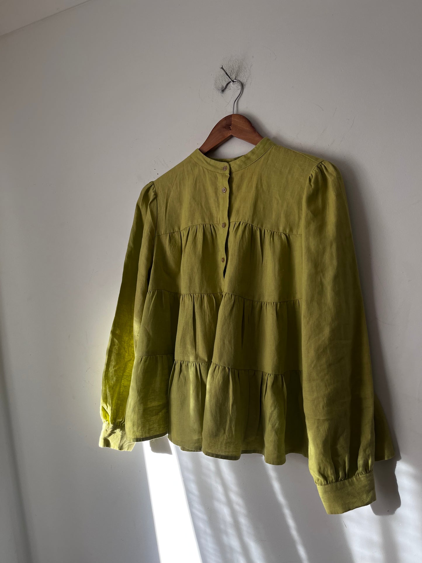 ZEST Tier Top RRP$80 (12)