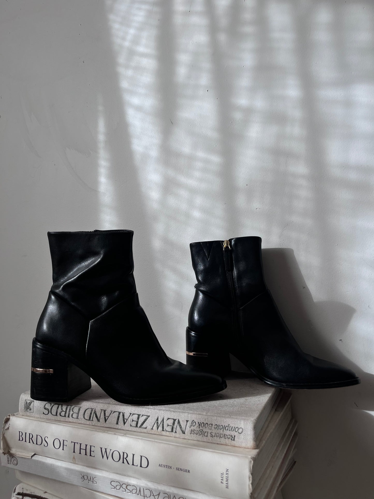 MI PIACI 'Arabella' Ankle Boot RRP$400 (39)