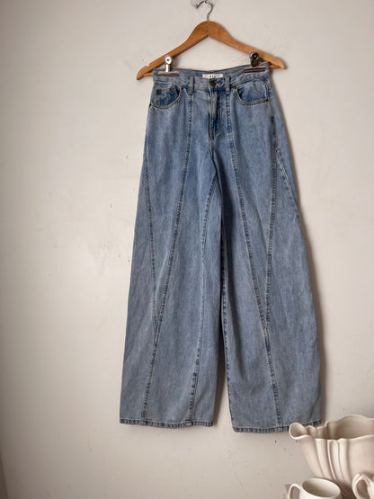 MAX Lisbon Panel Detail Jeans RRP$150 (6-8)