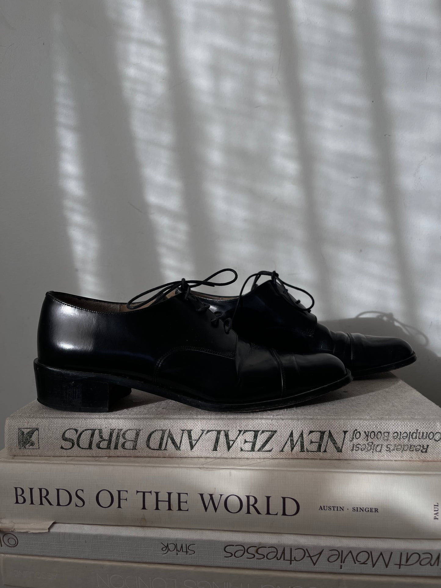 COUNTRY ROAD ‘Derby’ Shoe RRP$259 (39)