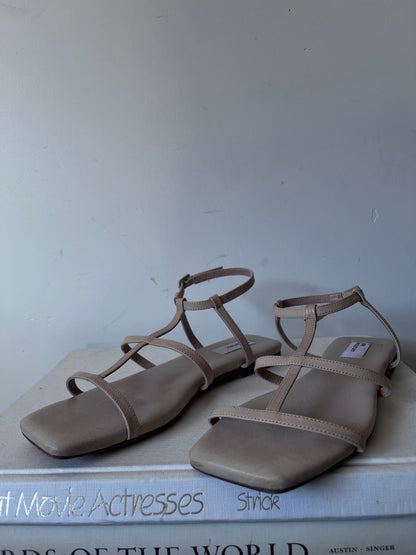 ZOE KRATZMANN sandals RRP$325 (39)