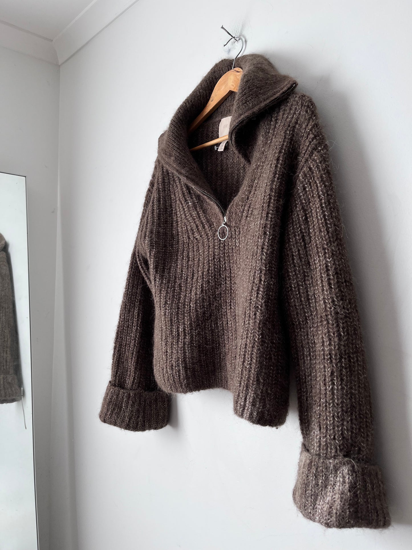 H&M Alpaca Jumper RRP$130 (8-12)