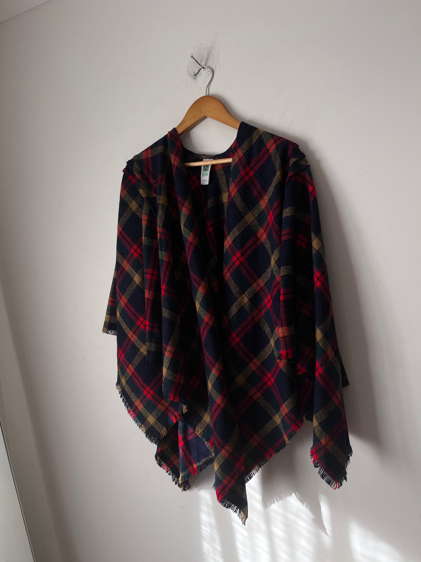 BRANIGAN WEAVERS Irish Tartan Wool Cape RRP$250 (One Size)