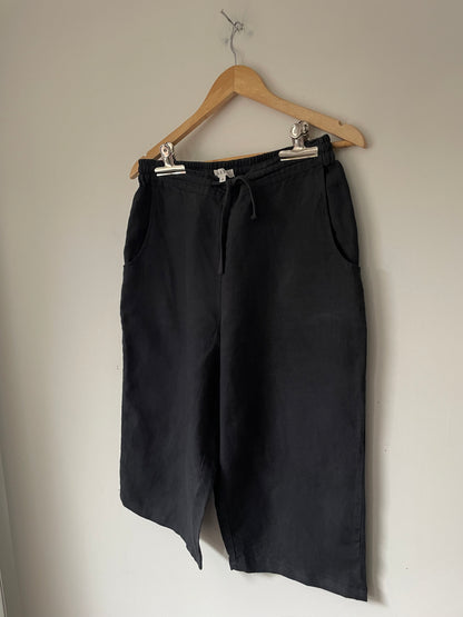 MAX shorts RRP$120