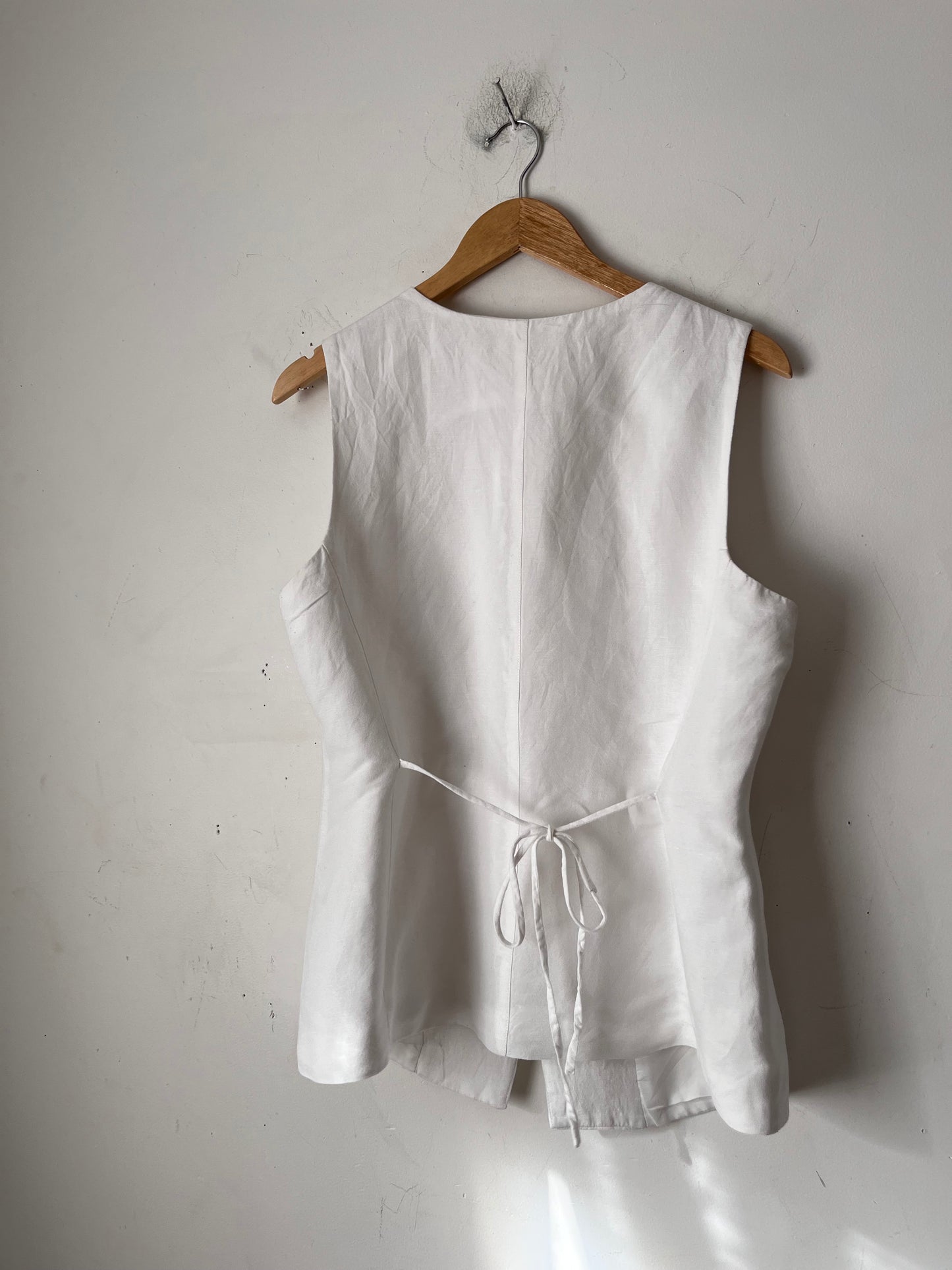 REUNION LABEL Vest RRP$150 (12-14)