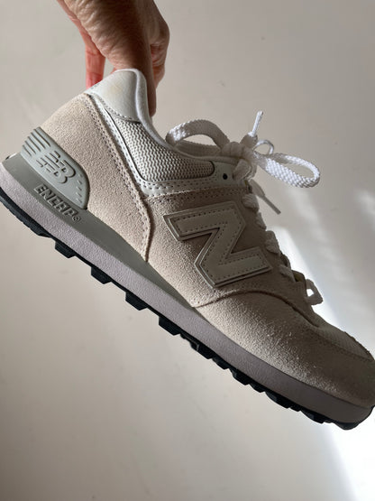 NEW BALANCE 574 Classic Sneakers RRP$160 (40.5)