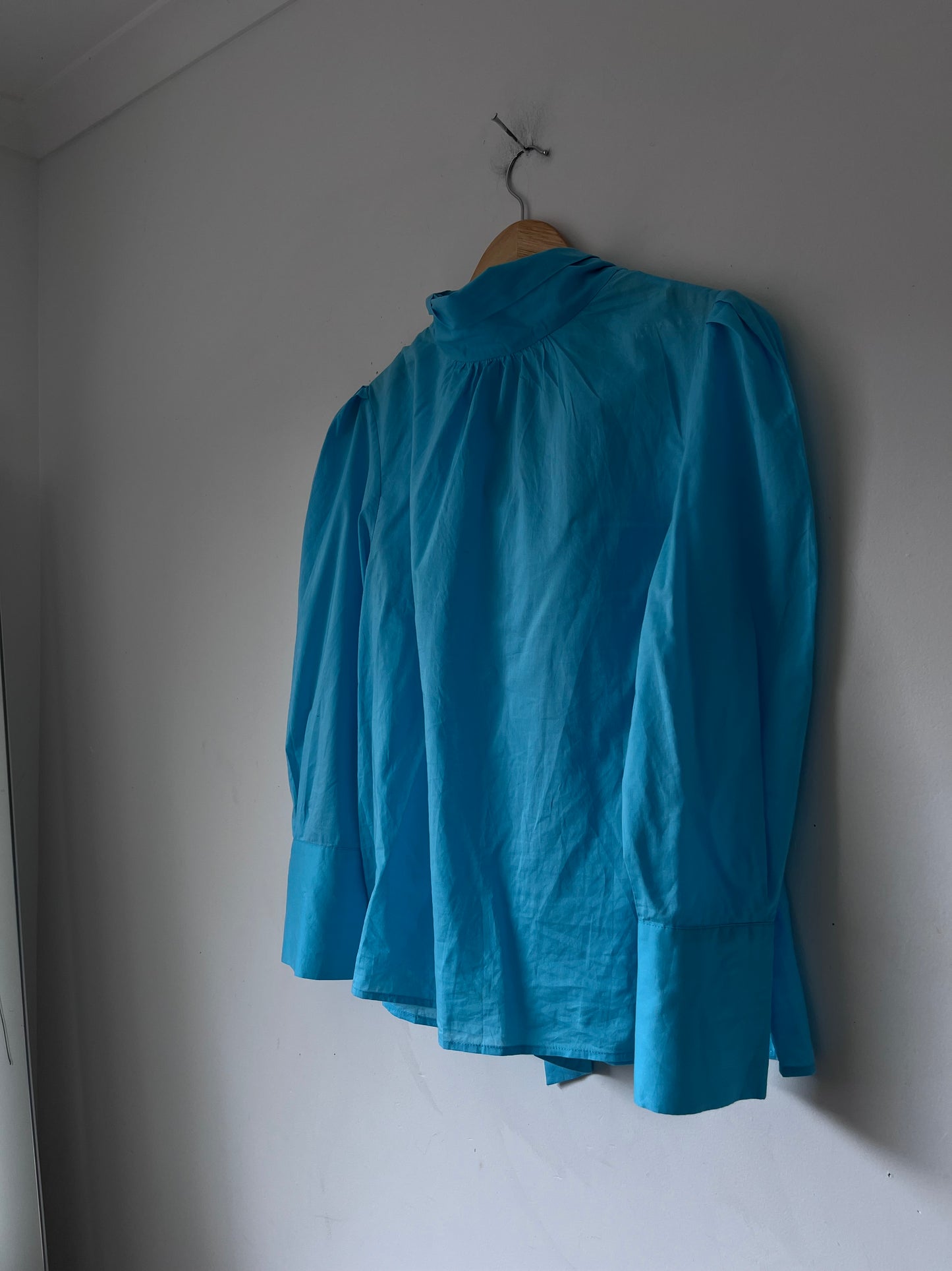 MAX blouse RRP$140 (8-10)