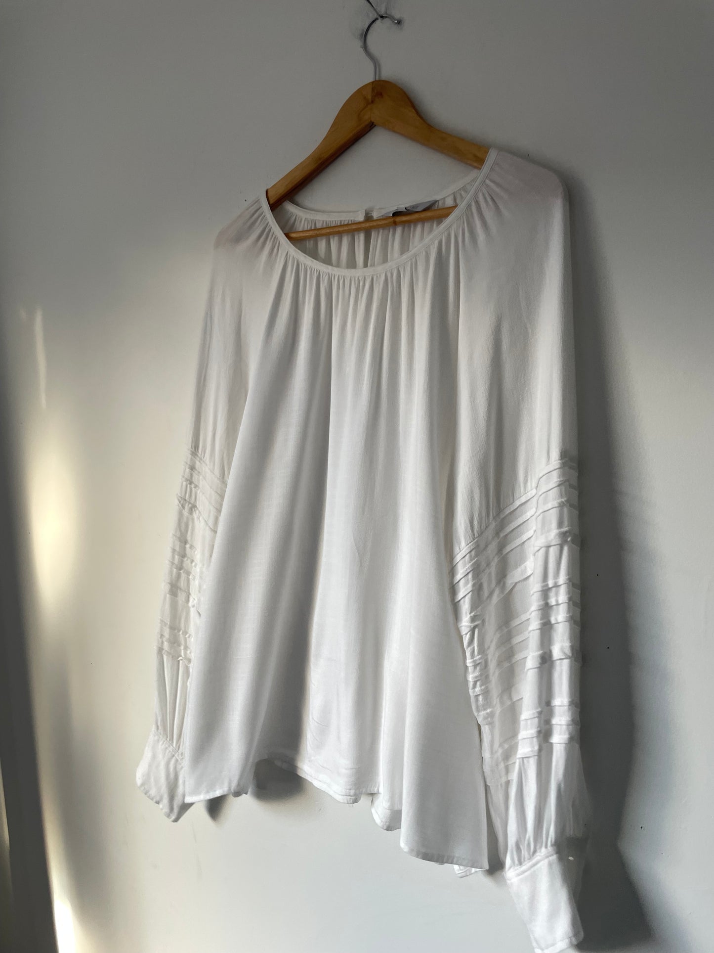 WHISTLE blouse RRP$89 (16-18)