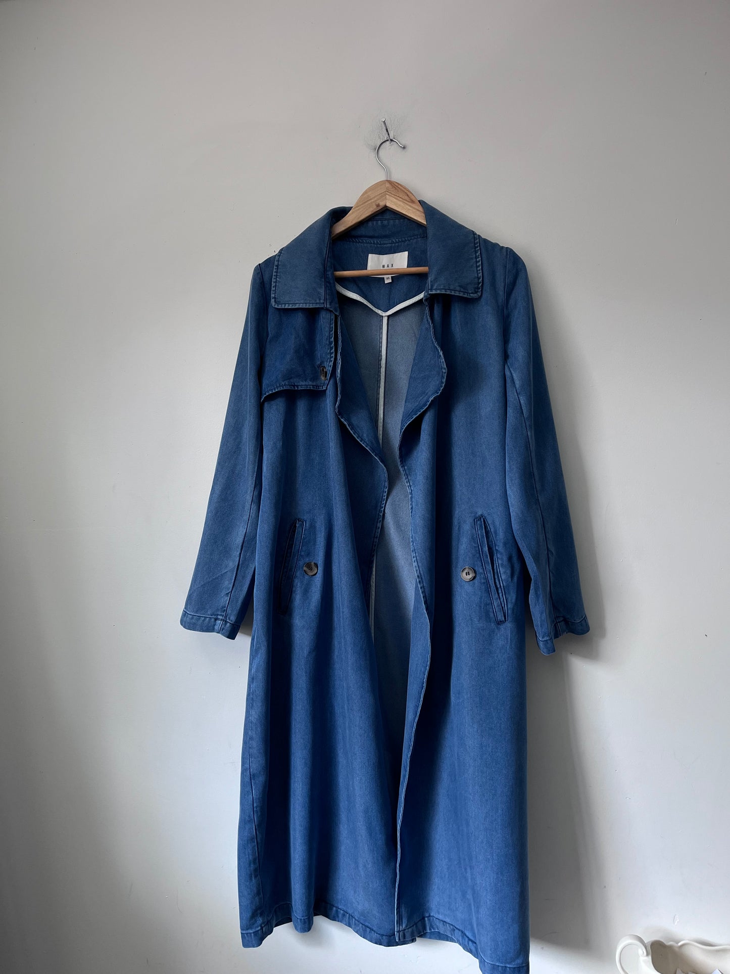 MAX denim trench RRP$199 (8-10)