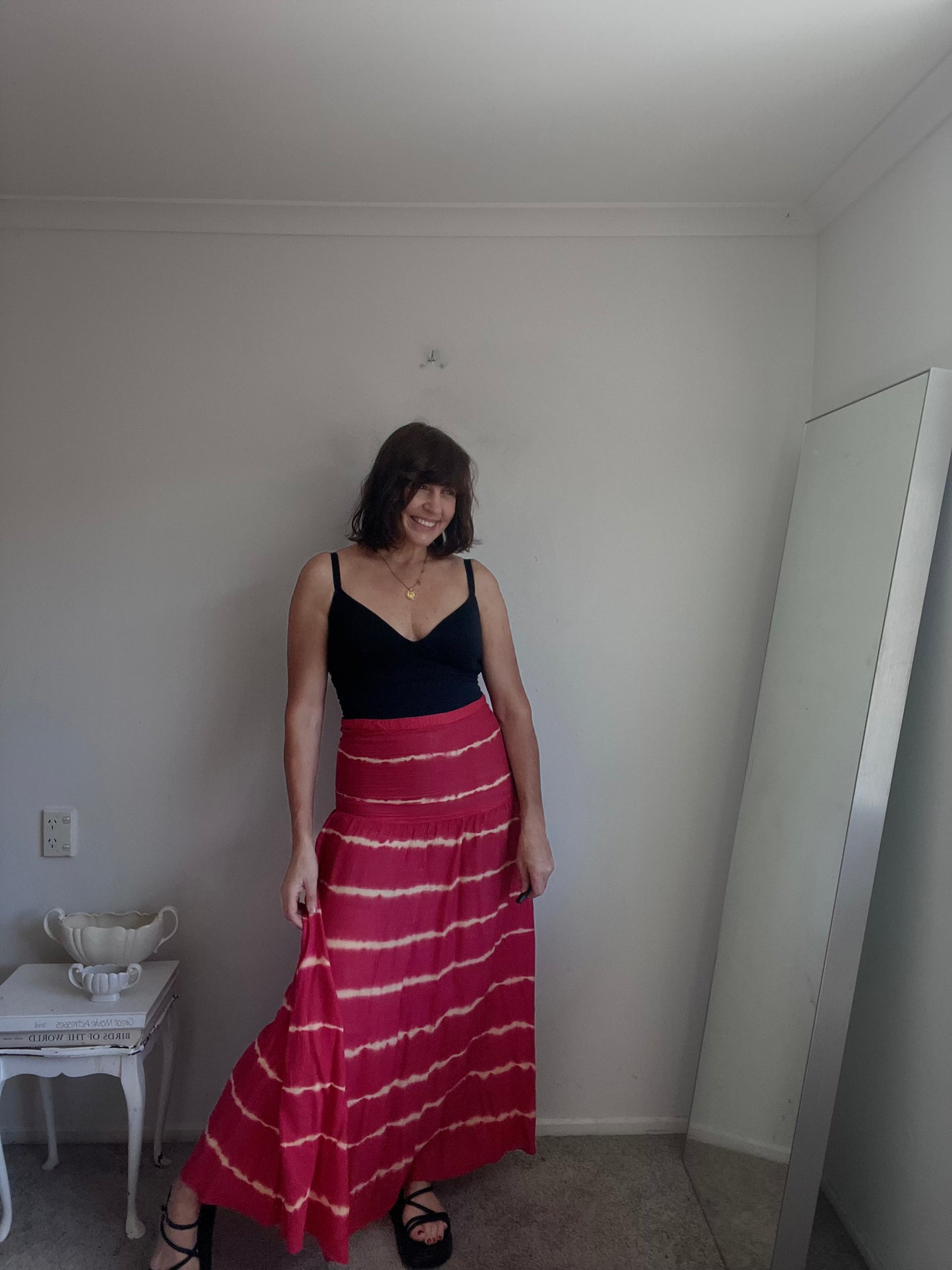 RIP CURL tie-dye skirt RRP$109 (10-12)