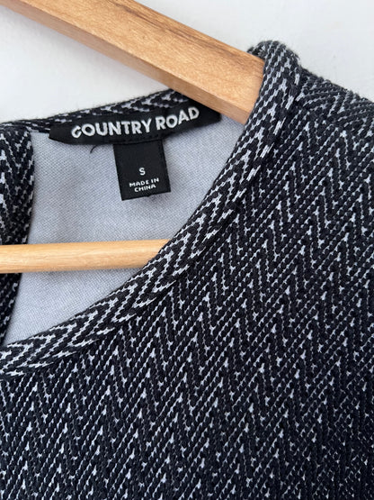 COUNTRY ROAD Herringbone Tie Back Top RRP approx. $150 (10-12)