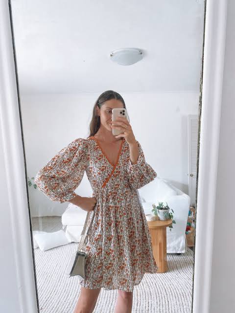 DAUGHTERS OF INDIA Binita Mini Dress RRP$179 (Size 8)