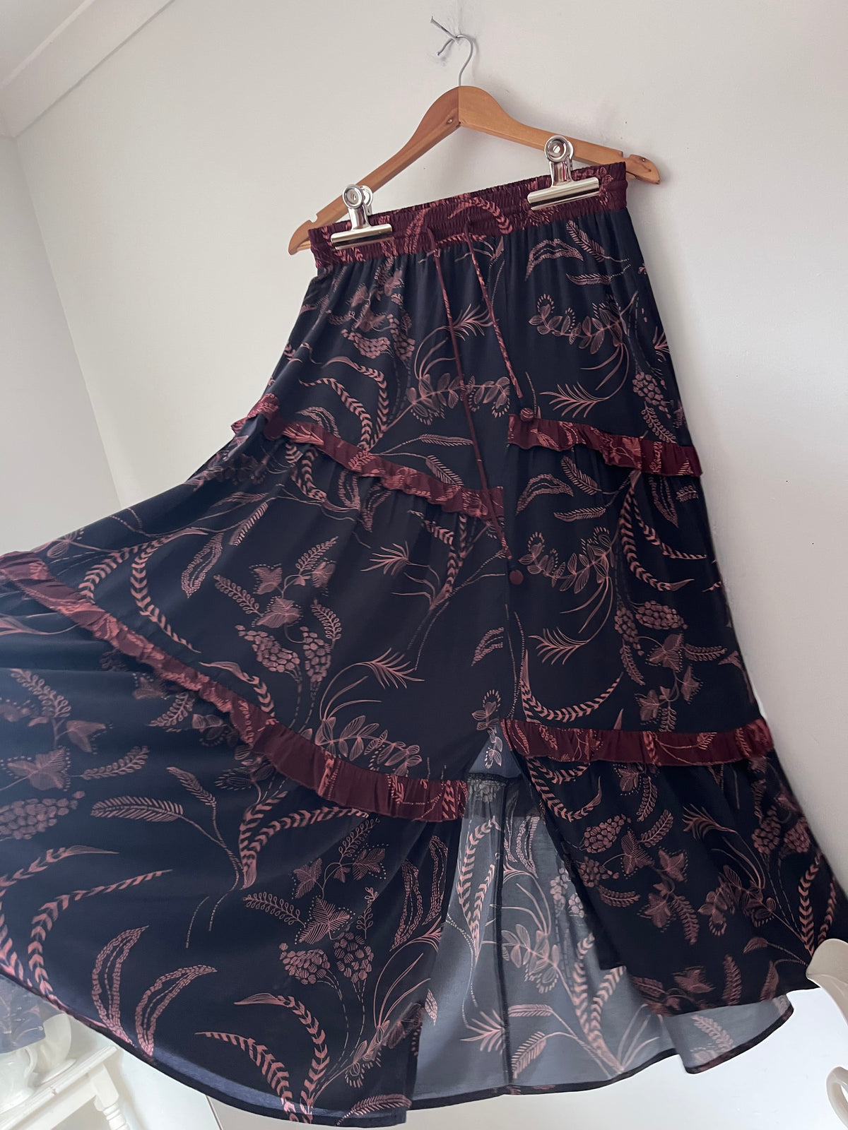 LOOBIE’S STORY Botanical Tiered Skirt RRP$399 (Size 12)
