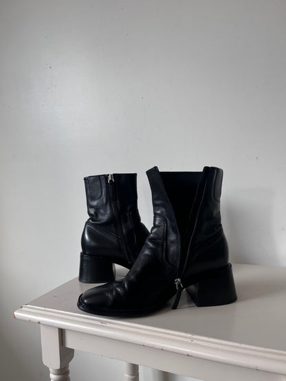MI PIACI Leather Square Toe Ankle Boots RRP approx. $400 (Size 37)