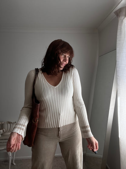 STORIES BE TOLD Cream Ribbed V-Neck Knit RRP$130 (12)