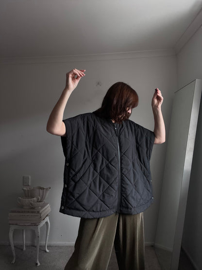 MOOCHI Jacket-Vest RRP$300 (12-18)