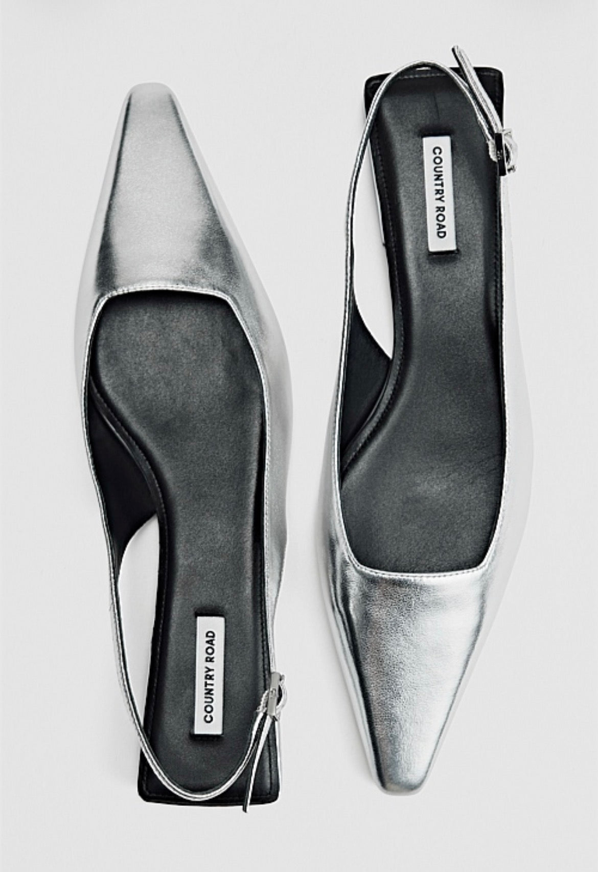 COUNTRY ROAD Florence Silver Leather Flats RRP$179 (Size 40)