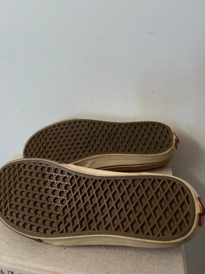 VANS Canvas Chukka Sneakers (41)