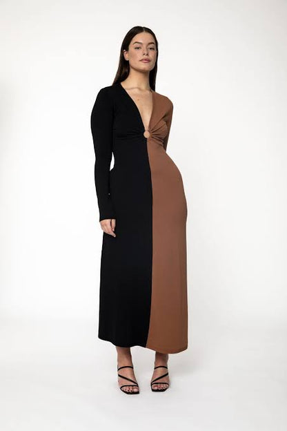RUBY Two-Tone Twist Front Maxi Dress RRP $249 (Size 14)