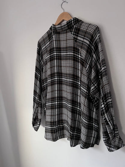 MAX Check Oversized Shirt RRP$120 (12-16)