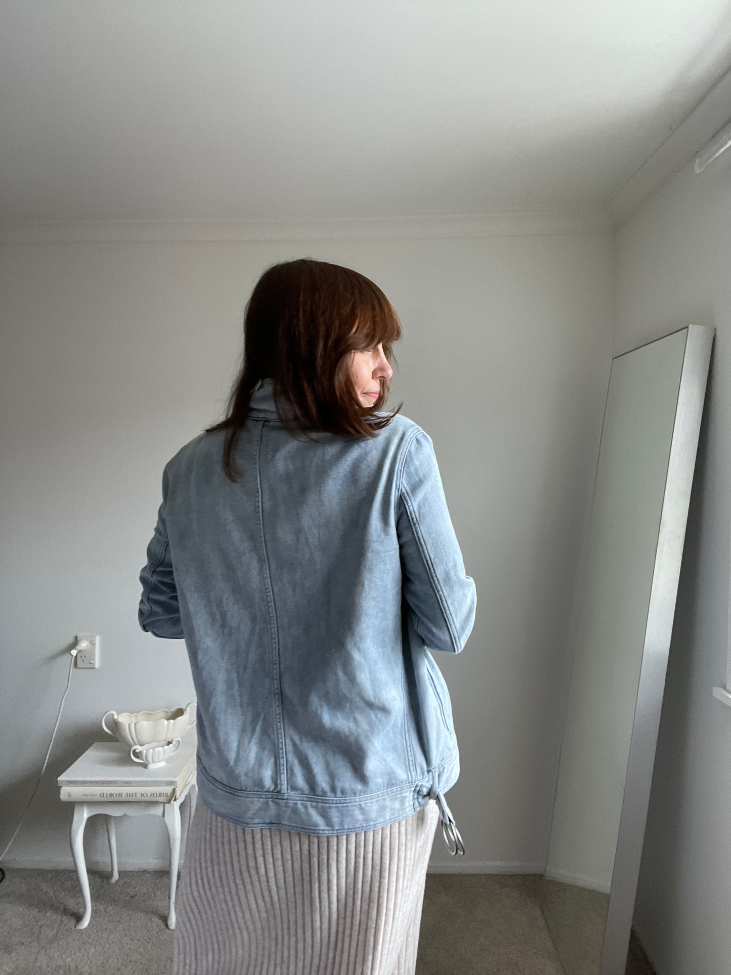 COUNTRY ROAD denim jacket RRP$149 (8-10)