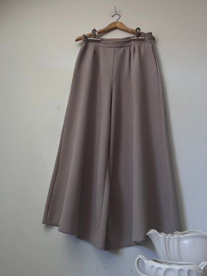 TURET KNUEFERMANN Wide Leg Palazzo Pants RRP $300+ (12-14)