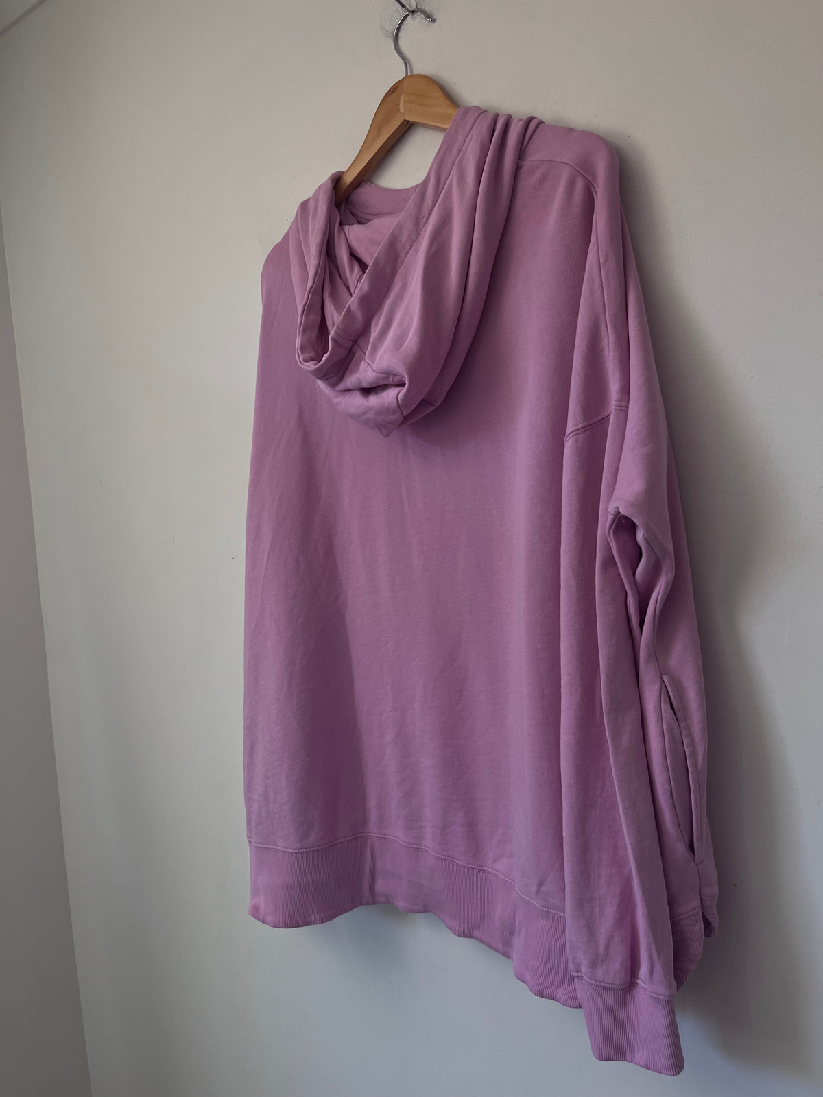 ELM LIFESTYLE Embroidered Hoodie RRP $110 (18-22)