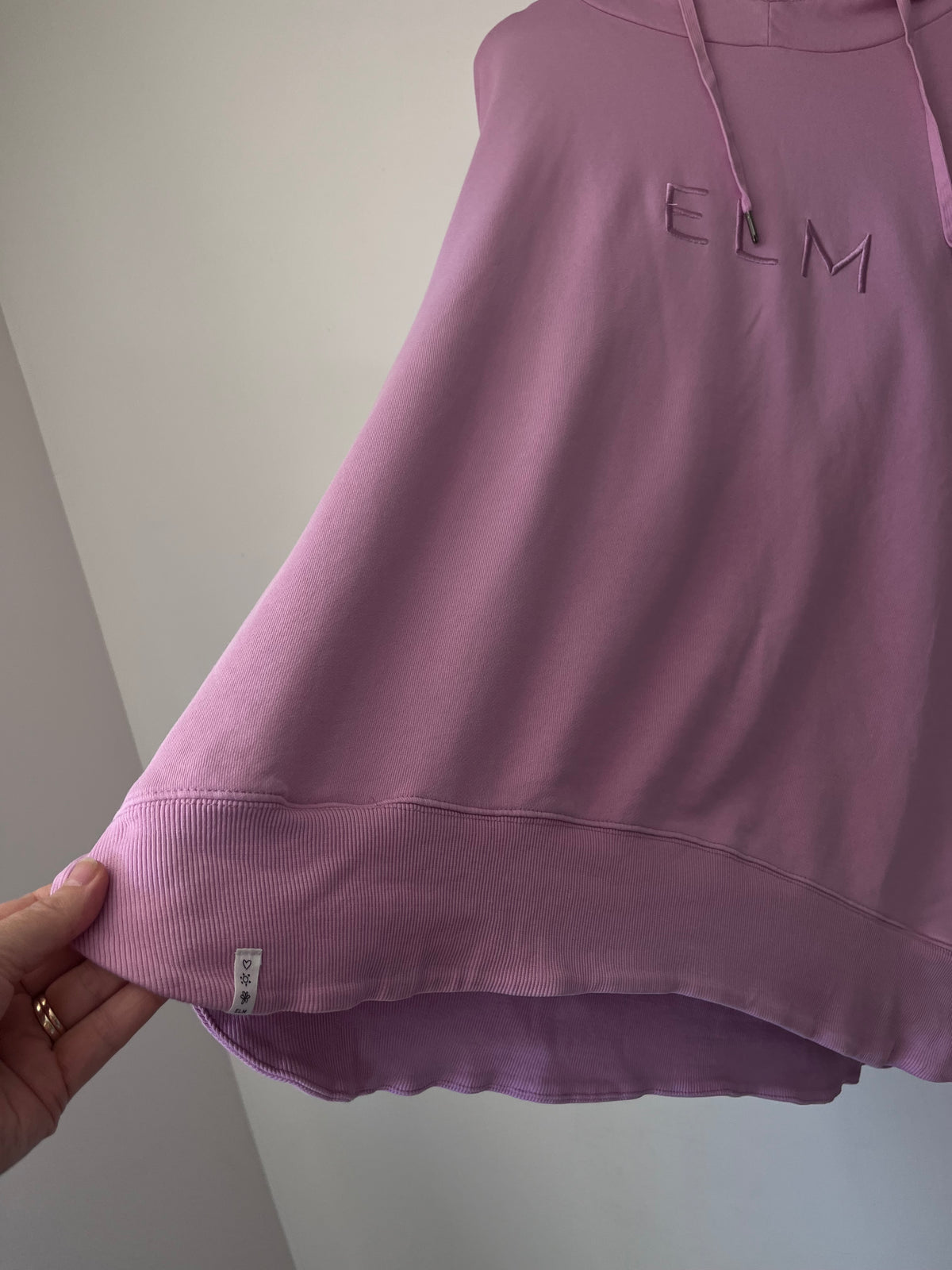 ELM LIFESTYLE Embroidered Hoodie RRP $110 (18-22)