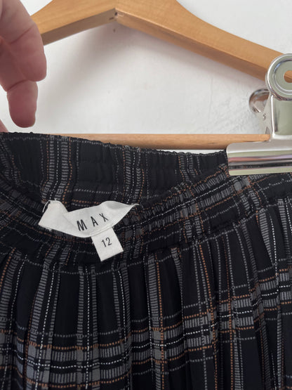 MAX Check Pleated Skirt RRP $160 (12)