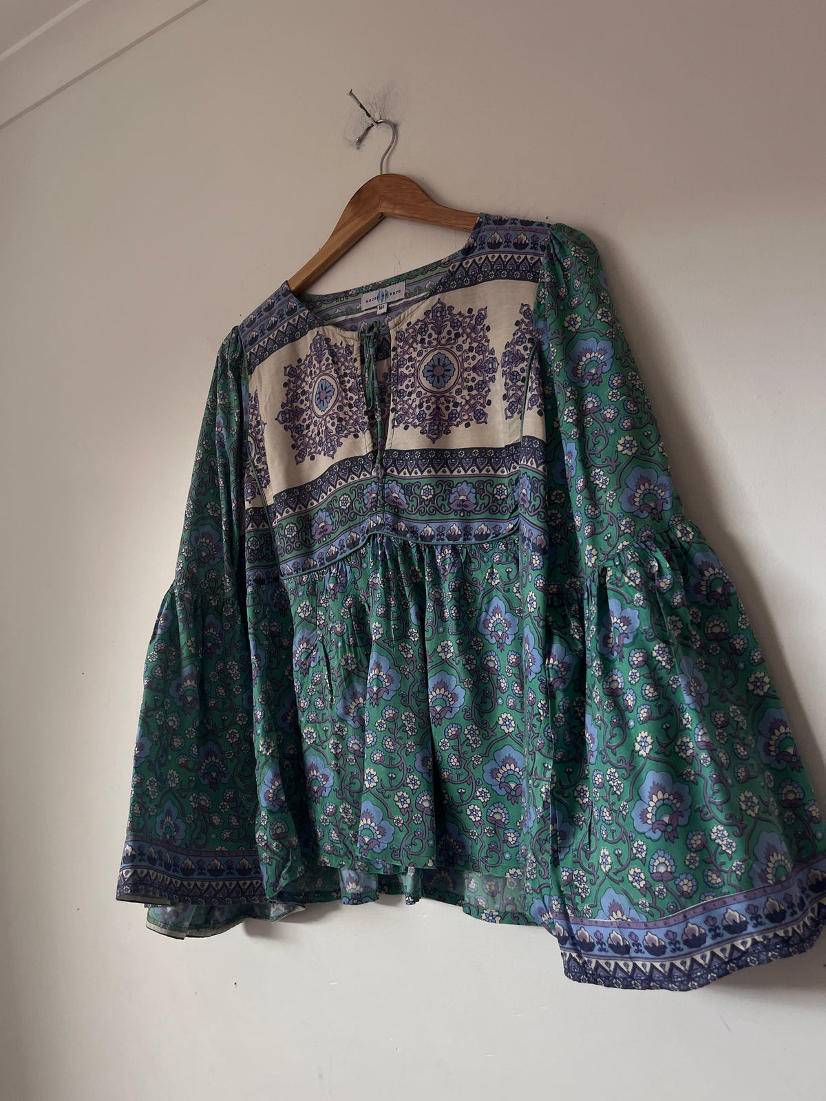HOUSE OF SKYE Evergreen Boho Babydoll Blouse (12)