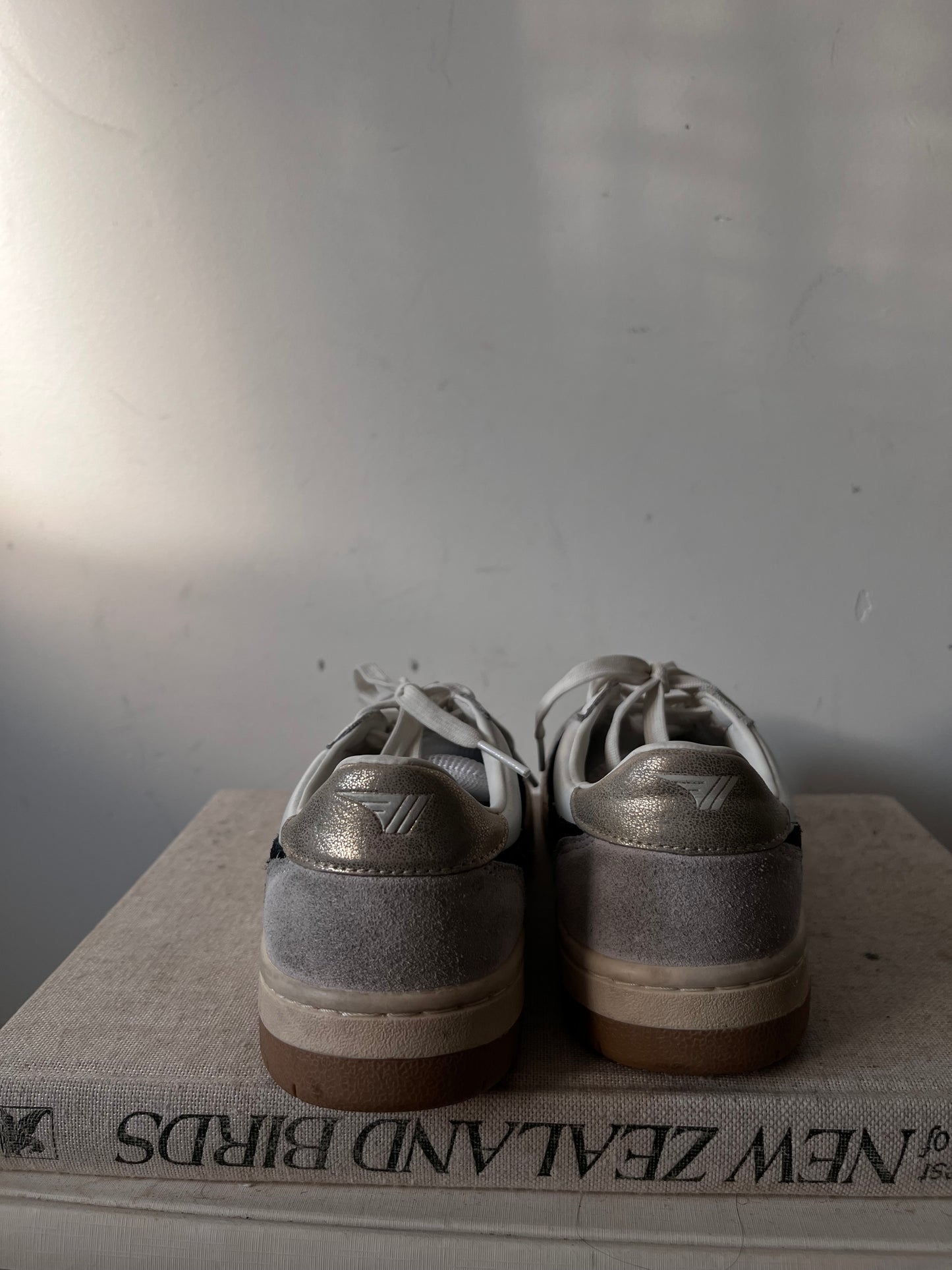 GOLA Sneakers RRP$240 (37)