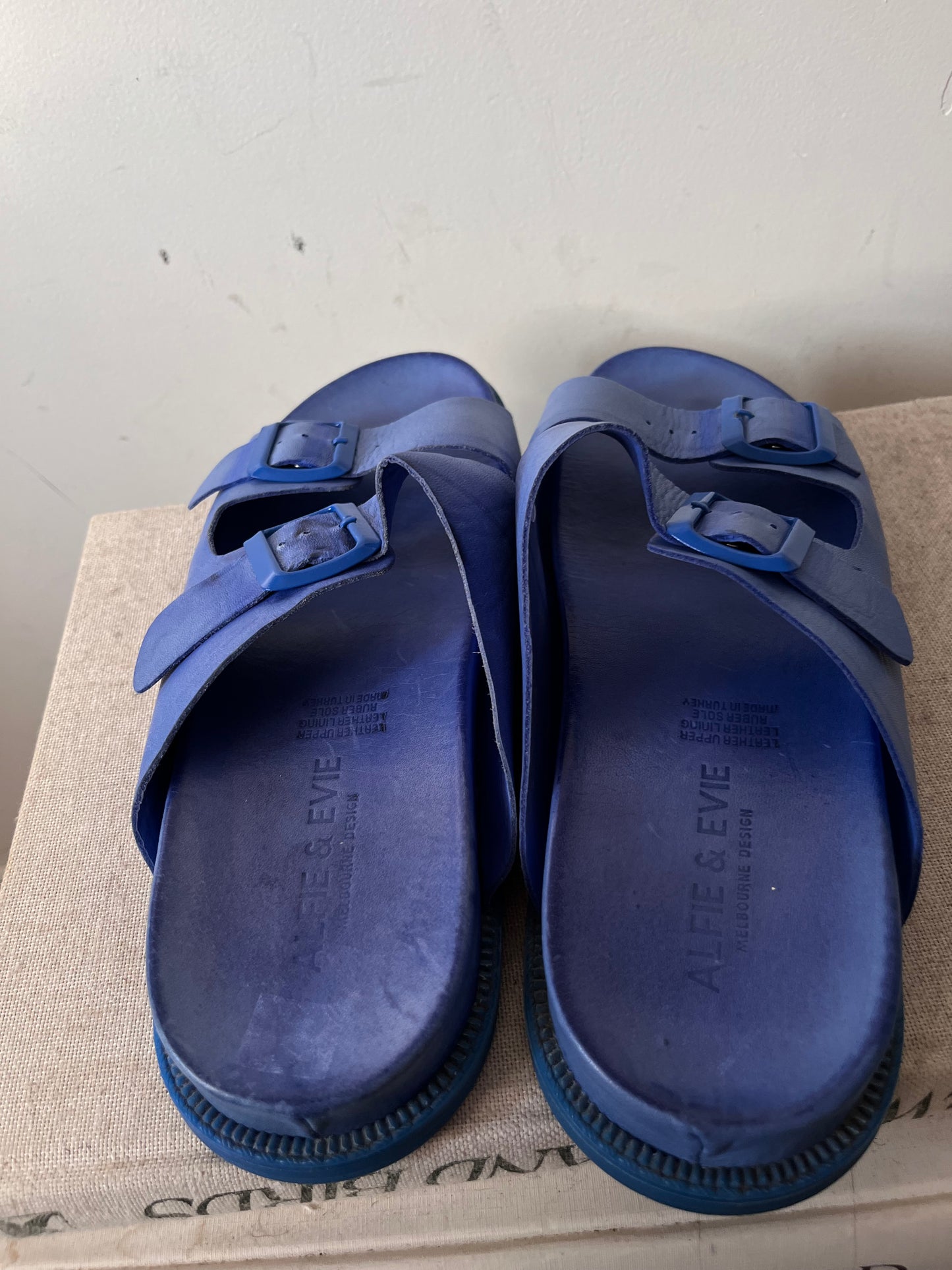 ALFIE & EVIE Leather Birk-like Sandals RRP$230 (41)