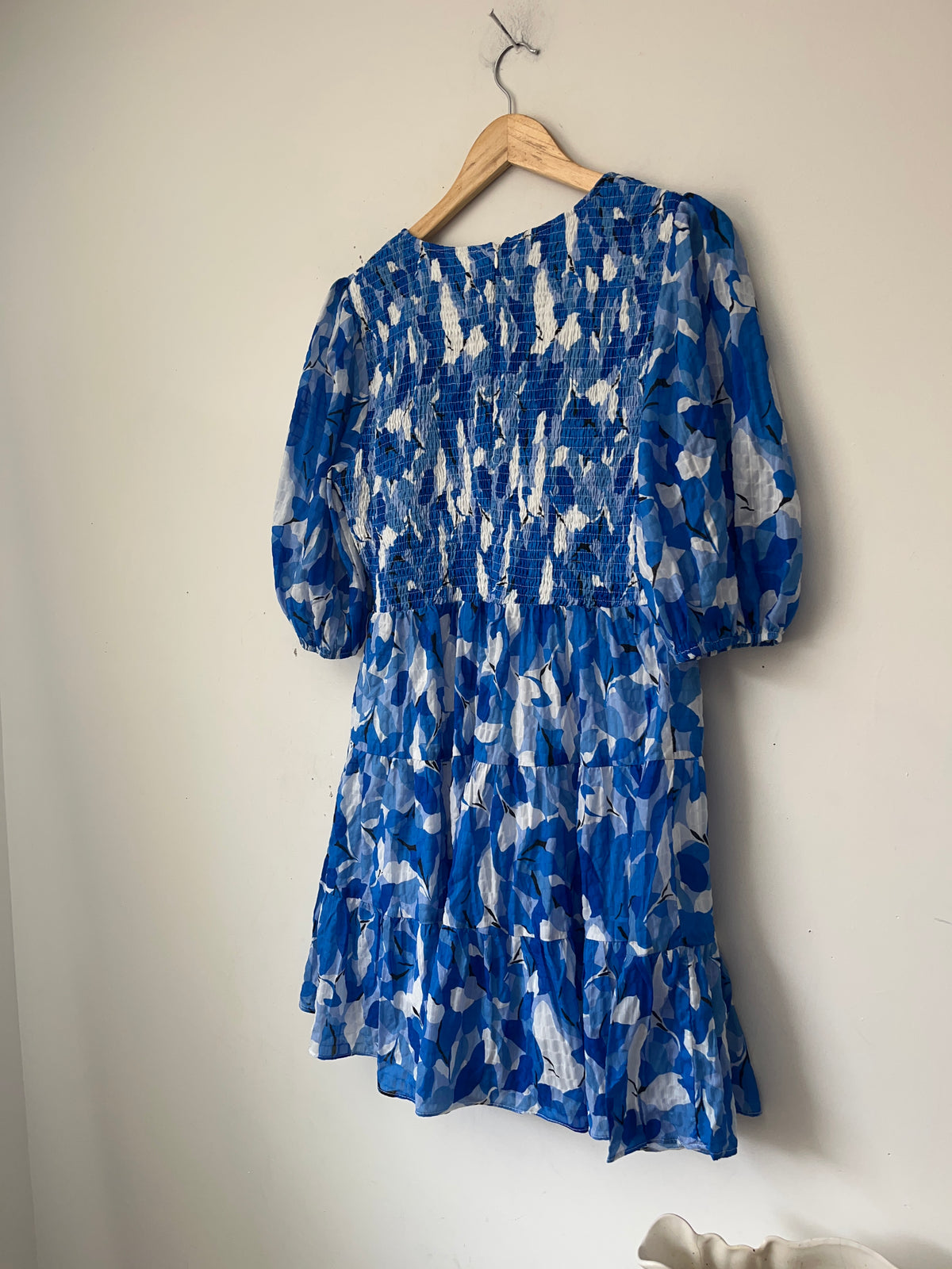 BILLY J Shirred Floral Dress RRP $130 (14-16)