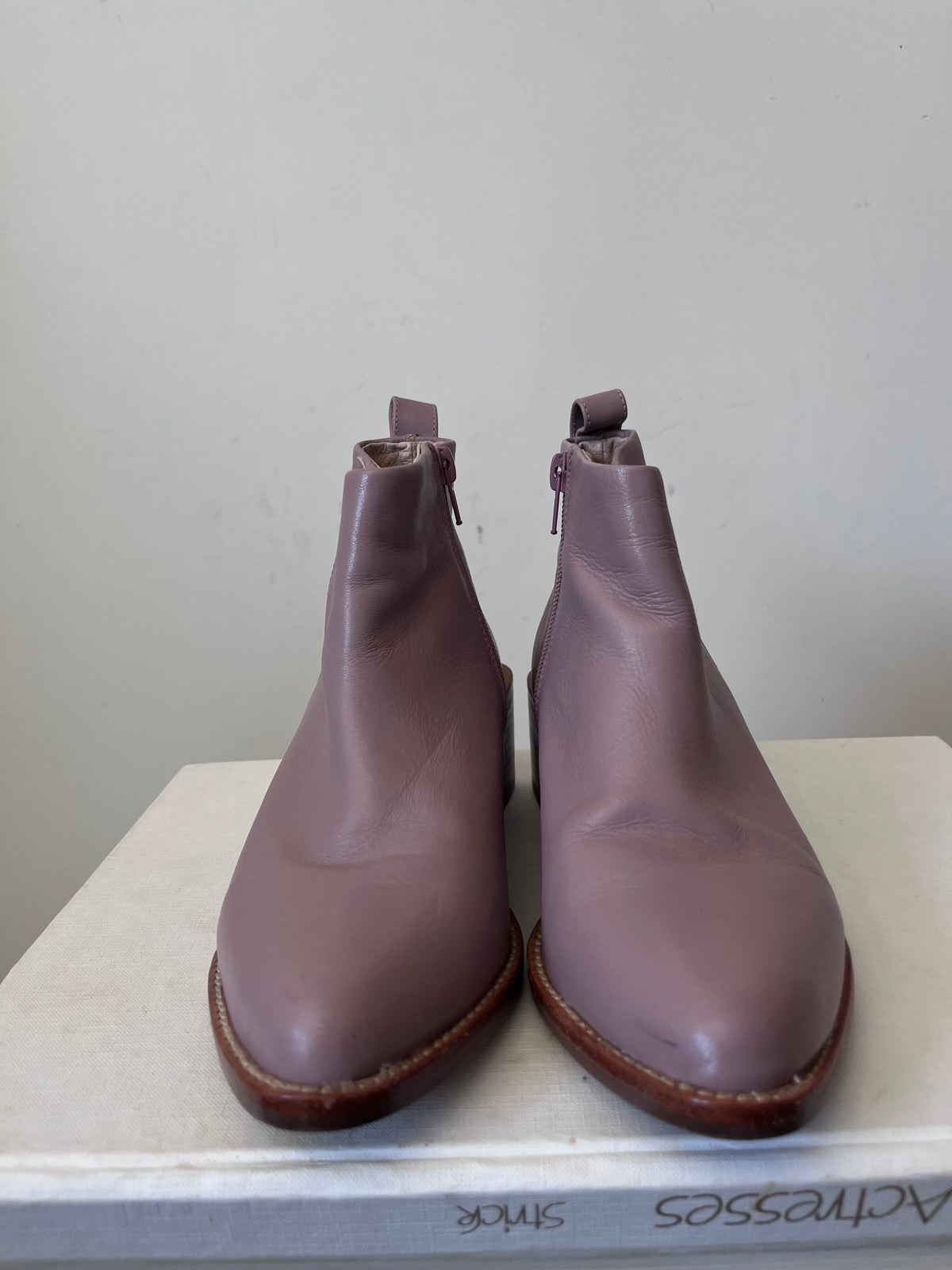 MI PIACI Leather Ankle Boots RRP $380 (35)