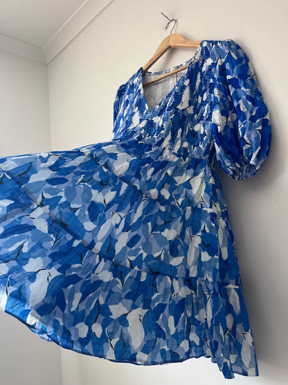 BILLY J Shirred Floral Dress RRP $130 (14-16)