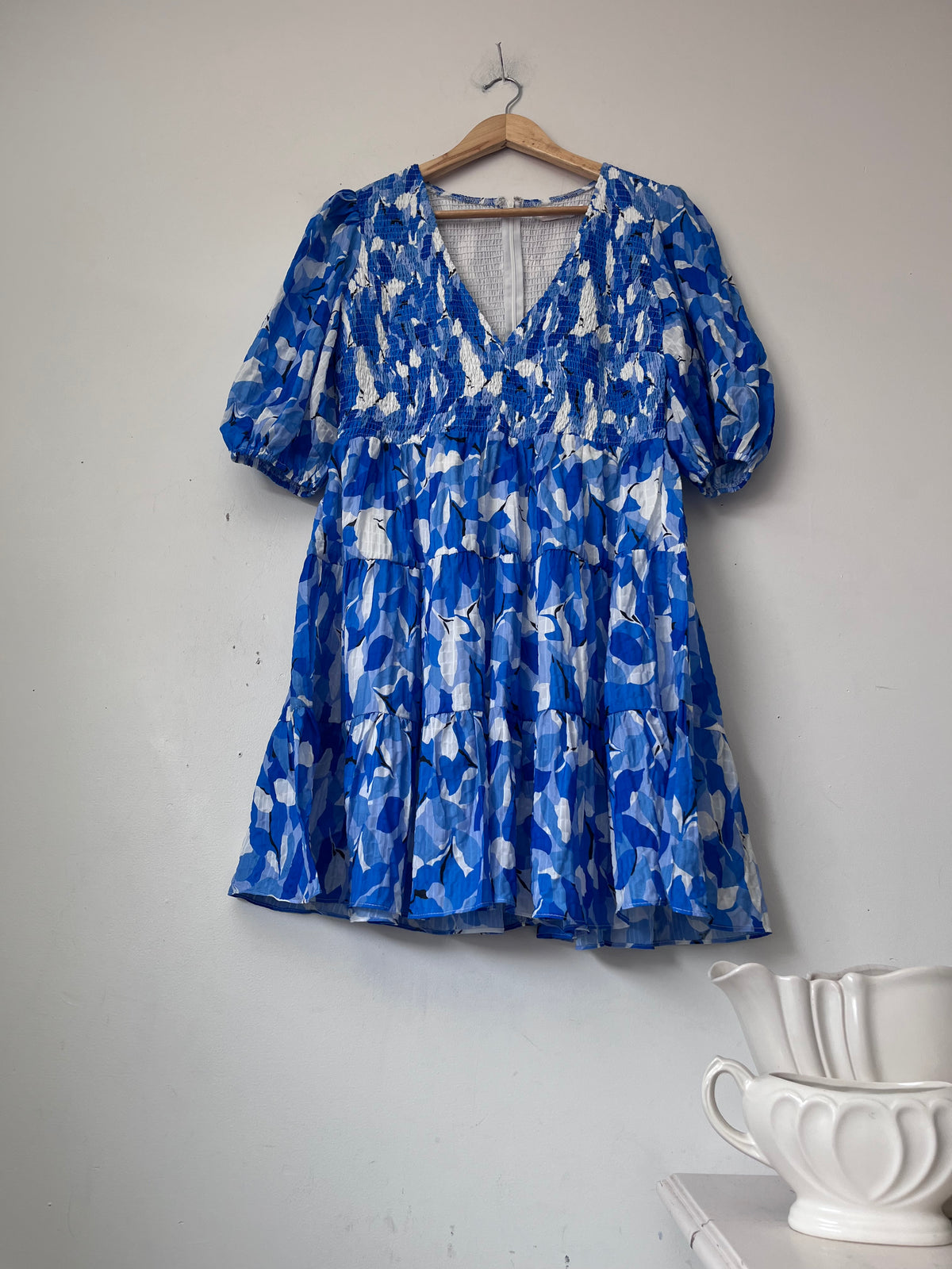 BILLY J Shirred Floral Dress RRP $130 (14-16)